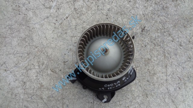 vnútorný ventilátor kúrenia na opel corsu E, 13335075